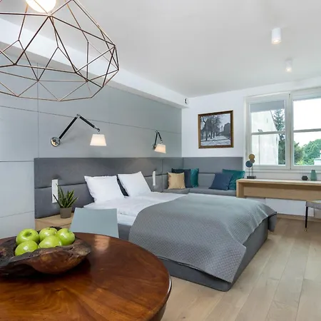 Old Town Premium Queen's Apartment *