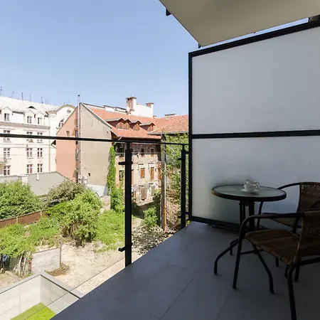 Old Town Premium Queen's Apartment