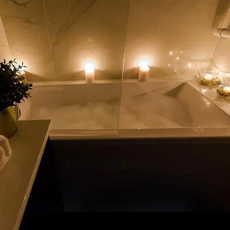 Old Town Premium Queen's شقة