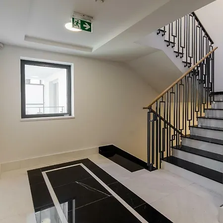 Old Town Premium Queen's