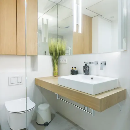 Old Town Premium Queen's Apartamento *